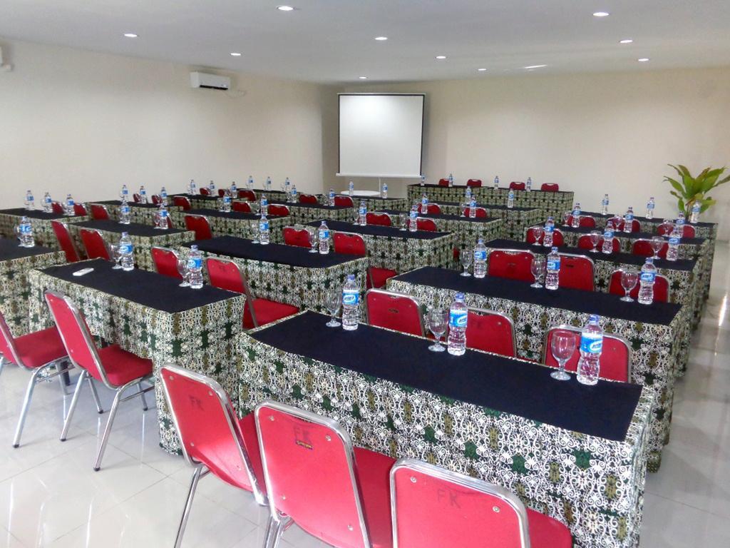 Bumi Cikeas Sentul Bogor Exterior photo