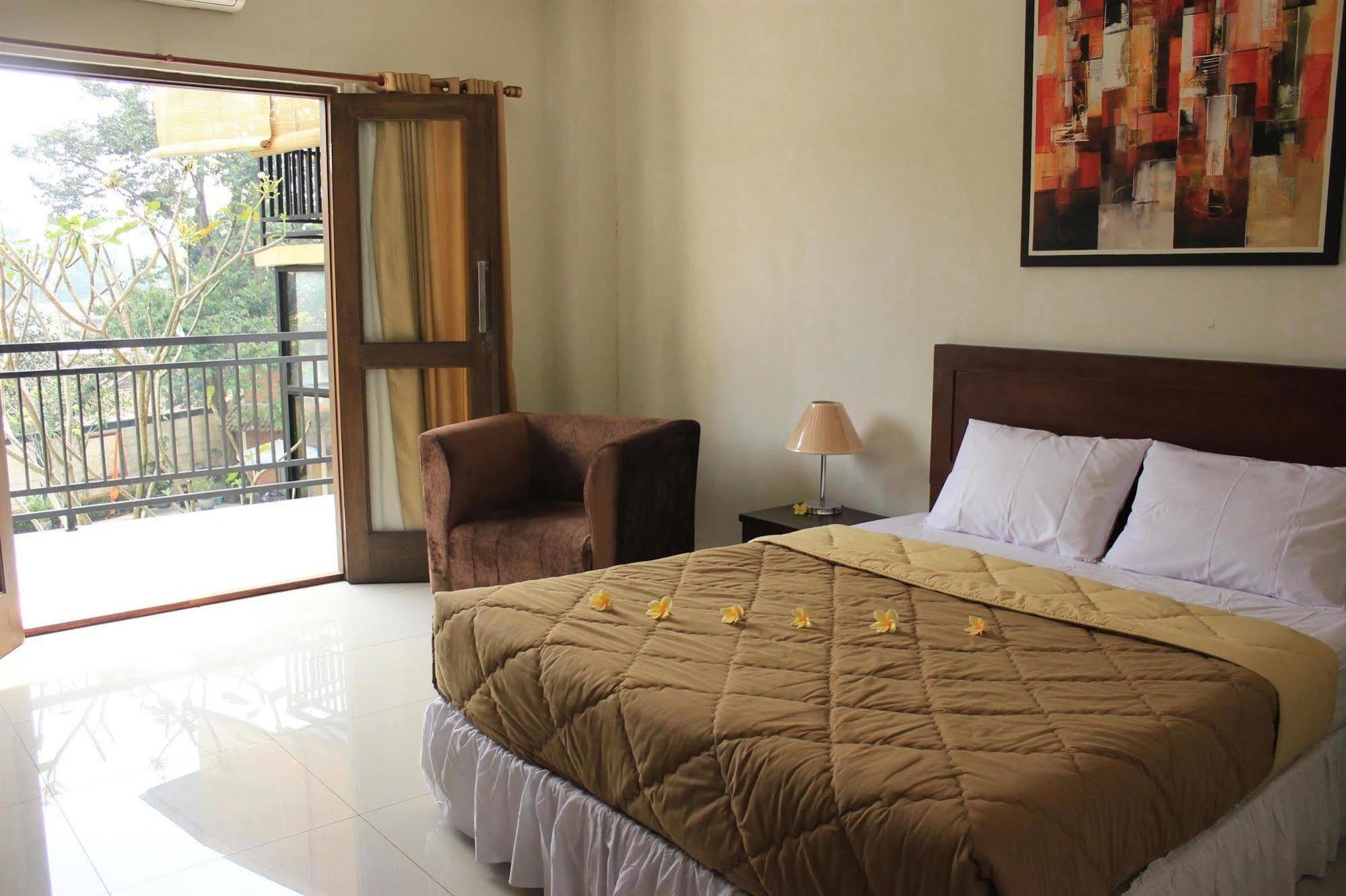 Bumi Cikeas Sentul Bogor Exterior photo